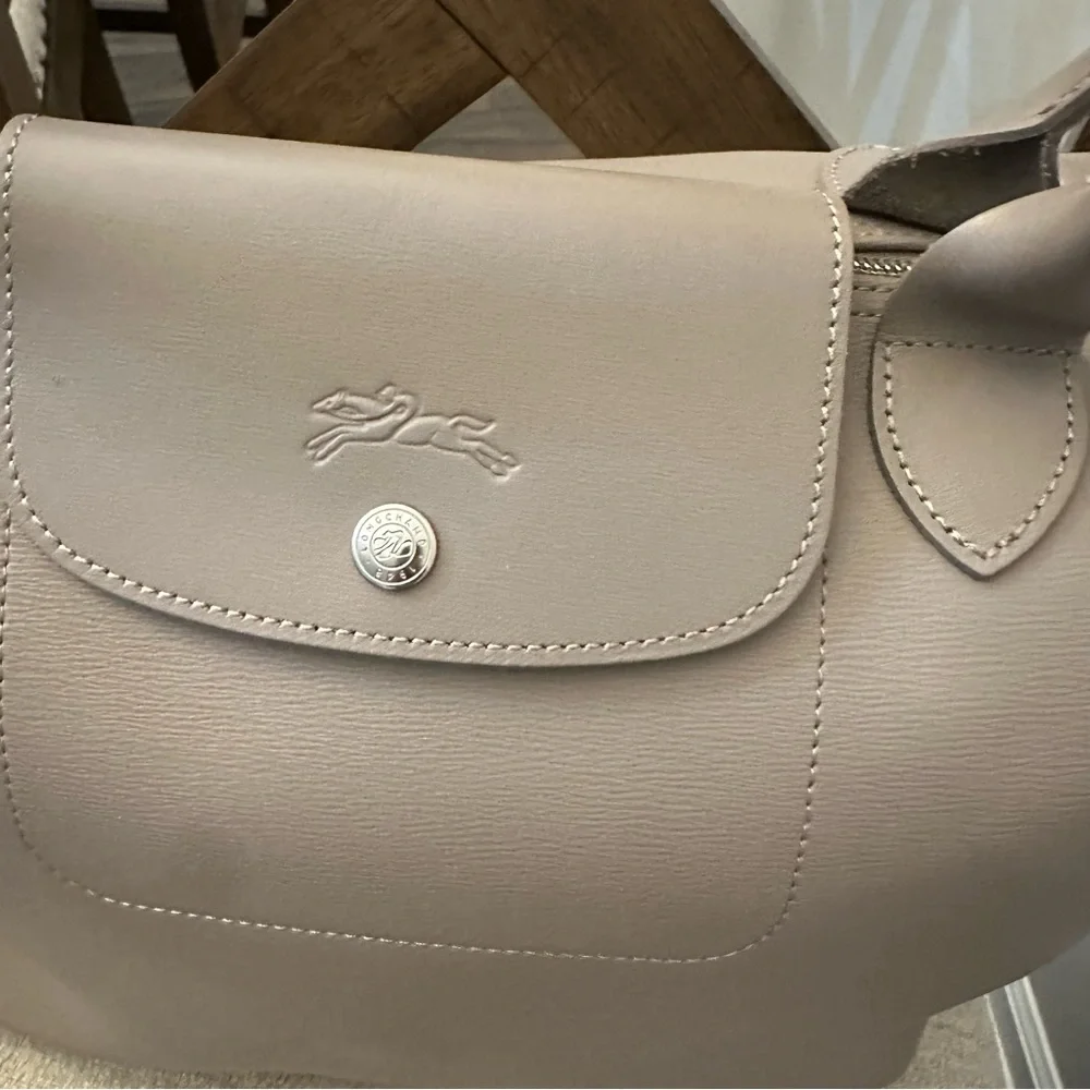 Longchamp Le Pliage City shoulder tote bag in the color taupe Large - Picture 7 of 16